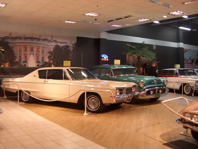 2007 Amerikai autócsodák kiállítás Budapest, Westend City Center Dodge Monaco Hardtop Coupe – 1966