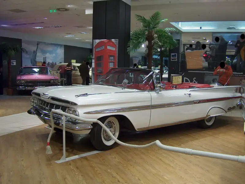2007 Amerikai Autócsodák Kiállítás Budapest, Westend City Center Chevrolet Impala Convertible-1959 Balról