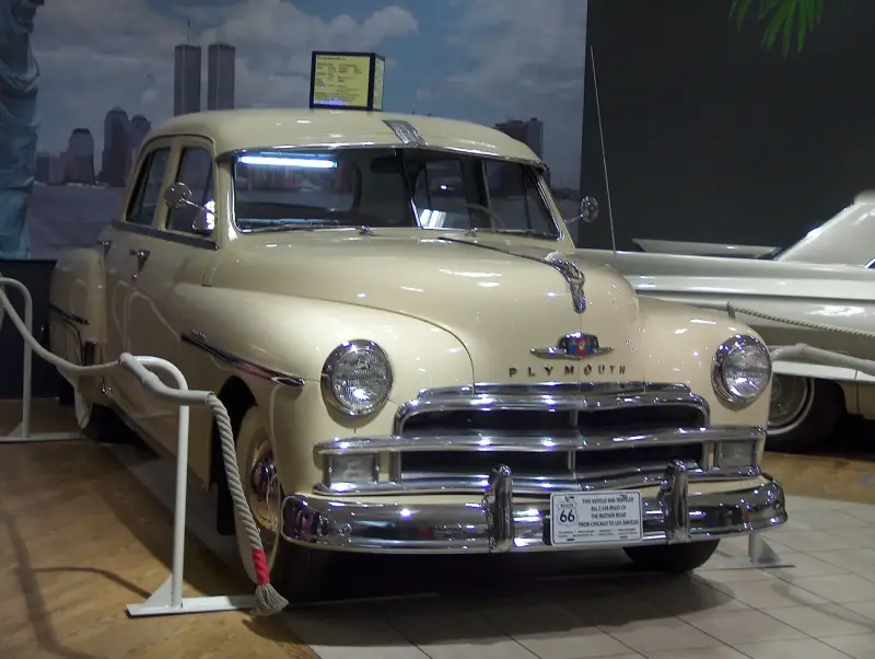 2007 Amerikai autócsodák kiállítás Budapest, Westend City Center 1949 Plymouth Special Deluxe.