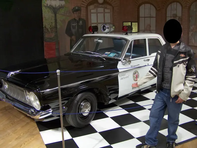 2007-es Amerikai Autócsodák Kiállítás Budapest, Westend City Centre Plymouth Savoy Police Car-1961 Rendőrautó